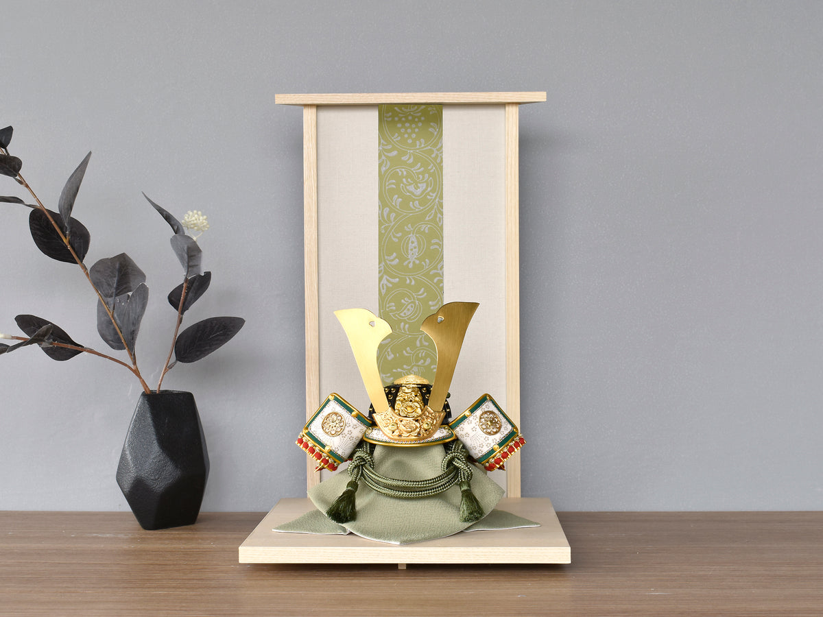 美品★【武蔵朔太郎の作品】高級五月人形　かぶと　兜　こどもの日　子供の日　端午の節句 五月人形 兜 / 朝比奈朔太郎 / 禅zen B‐3｜人形の鯉徳 オンラインショップ