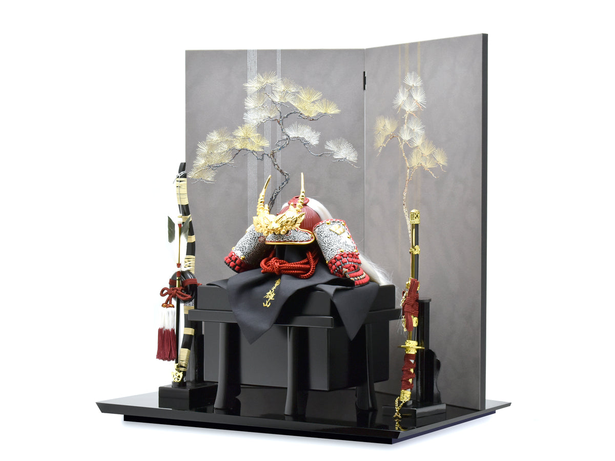 五月人形 武士の兜 鈴甲子雄山製 五月人形 兜 / 鈴甲子雄山 / 武田信玄 1/3｜人形の鯉徳 オンラインショップ