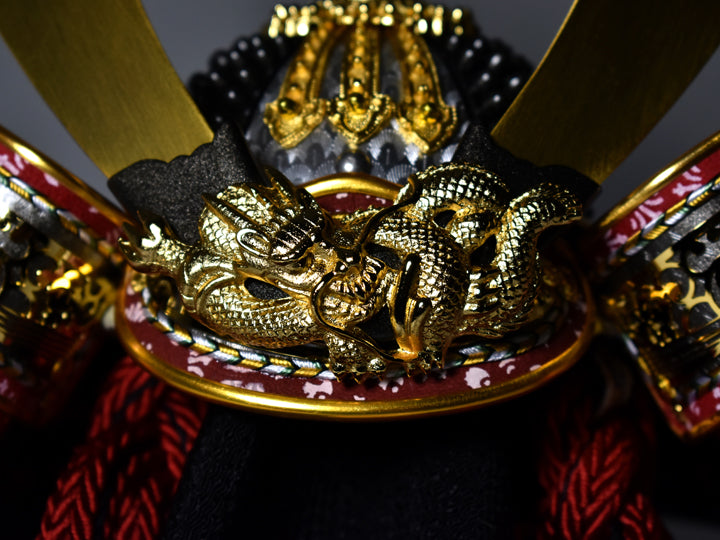 おしゃれでかっこいい鯉徳の五月人形｜兜飾り – 人形の鯉徳 オンライン