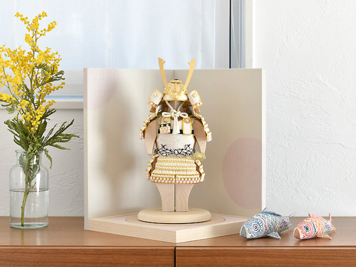 おしゃれでかっこいい鯉徳の五月人形（兜飾・鎧飾・大将飾）｜TOP